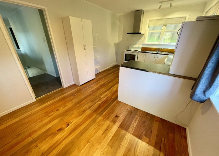  at 21 Lowry Crescent, Stokes Valley, Lower Hutt, Wellington