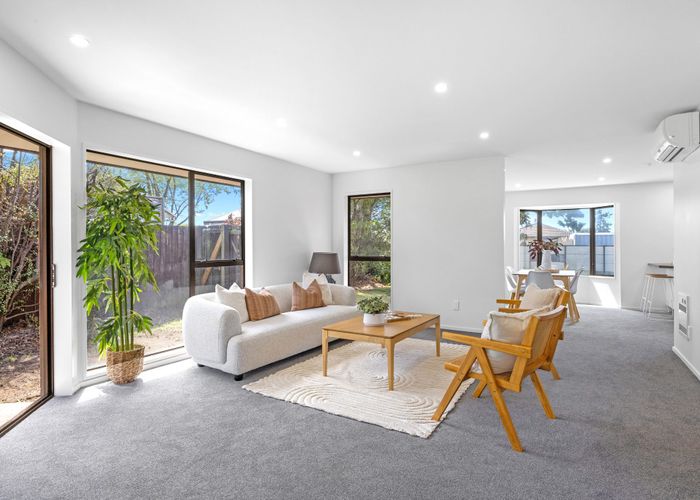  at 33 Royal Park Drive, Parklands, Christchurch City, Canterbury