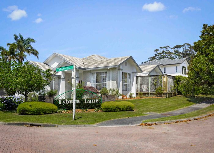  at 1 Tyburn Lane, Unsworth Heights, Auckland