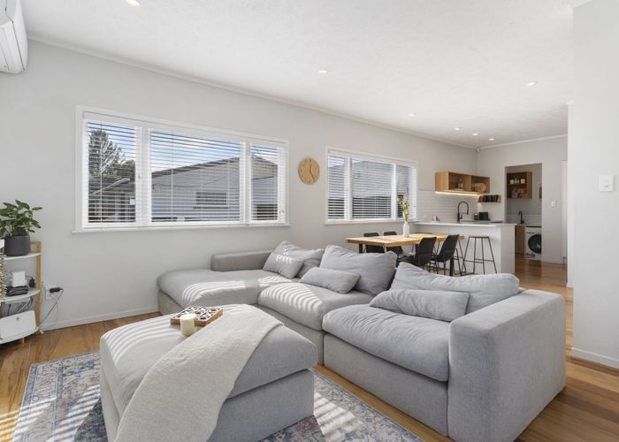 at 3/98 Kenderdine Road, Papatoetoe, Manukau City, Auckland
