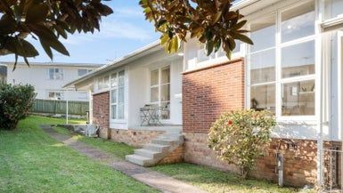  at 2/38 Richard Farrell Avenue, Remuera, Auckland