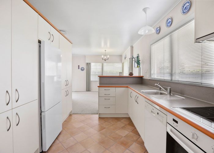  at 25 Chedworth Avenue, Chedworth, Hamilton