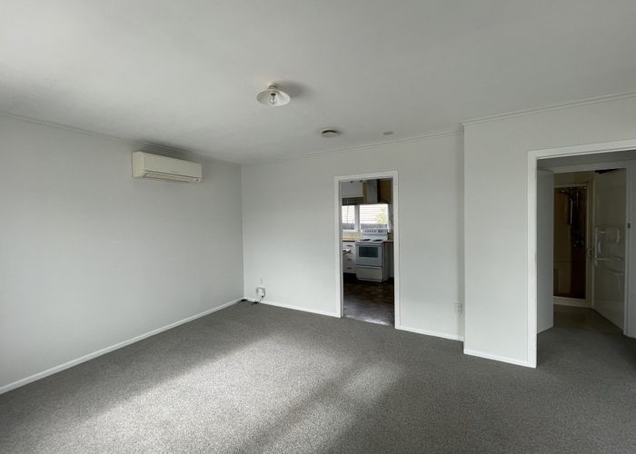  at 1/31 Exmouth Road, Northcote, Auckland