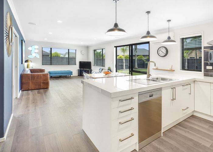  at 13 Foxbury Court, Rototuna North, Hamilton