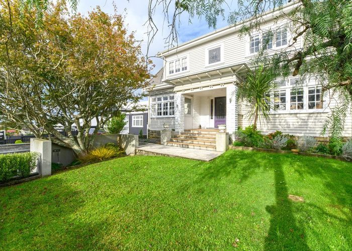 For sale 143 Great South Road, Greenlane, Auckland City, Auckland