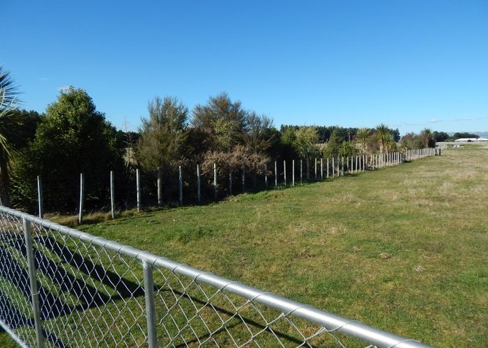  at 832D Chester Road, West Taratahi, Carterton