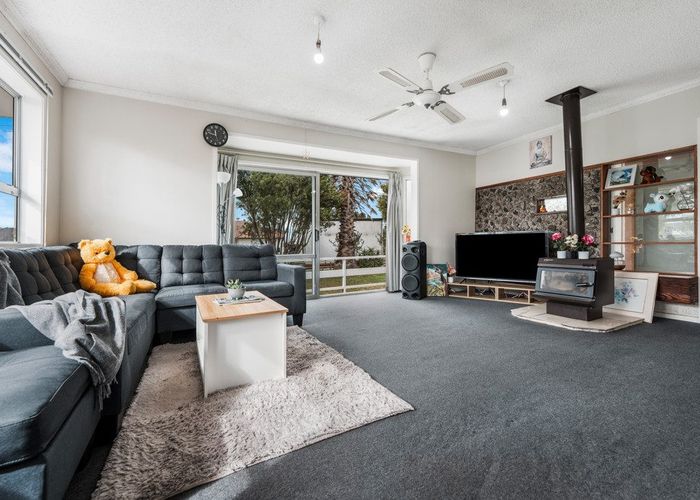  at 10 Oxford Road, Manurewa, Manukau City, Auckland