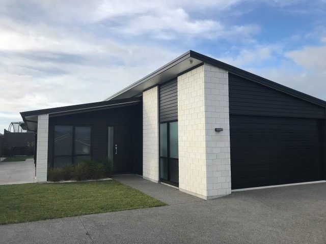  at 8 Robley Road, Pyes Pa, Tauranga, Bay Of Plenty