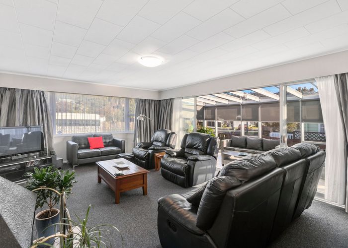  at 11 Tanekaha Street, Stokes Valley, Lower Hutt