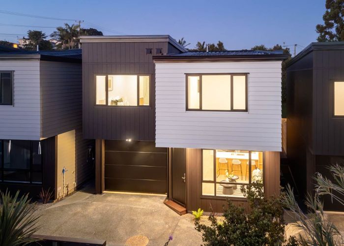  at 24A-F Roberts Road, Glenfield, North Shore City, Auckland