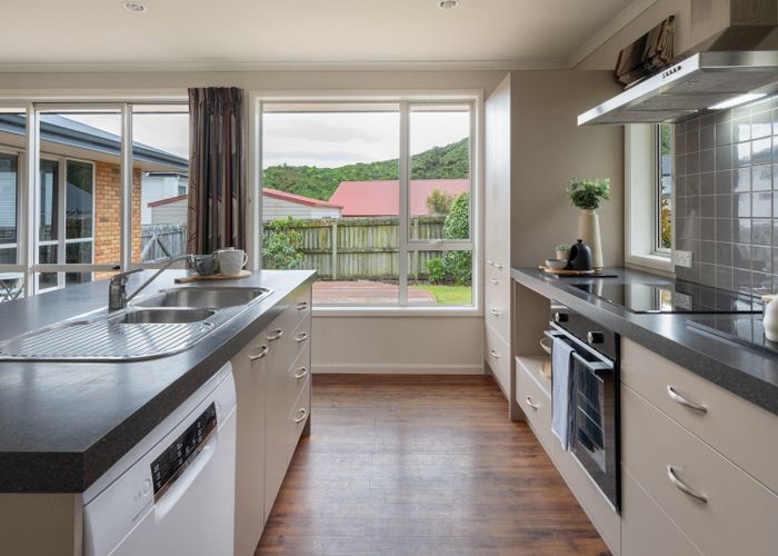  at 4 Glentui Place, Waikawa, Picton