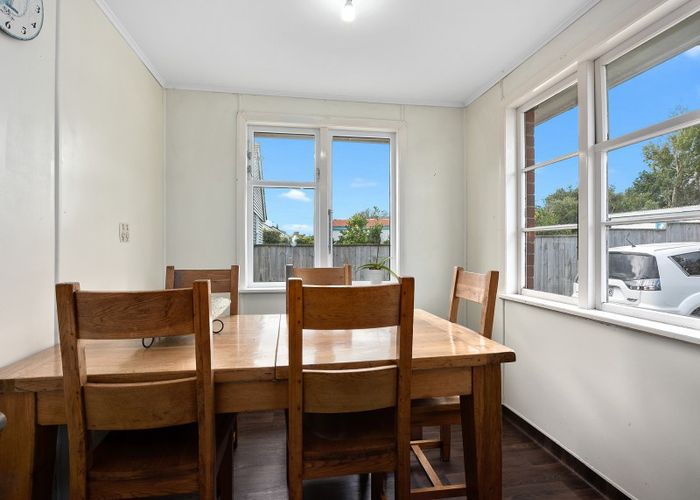  at 1172 Taita Drive, Taita, Lower Hutt