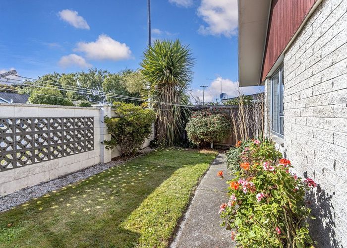 at 1/191 Waimairi Road, Ilam, Christchurch