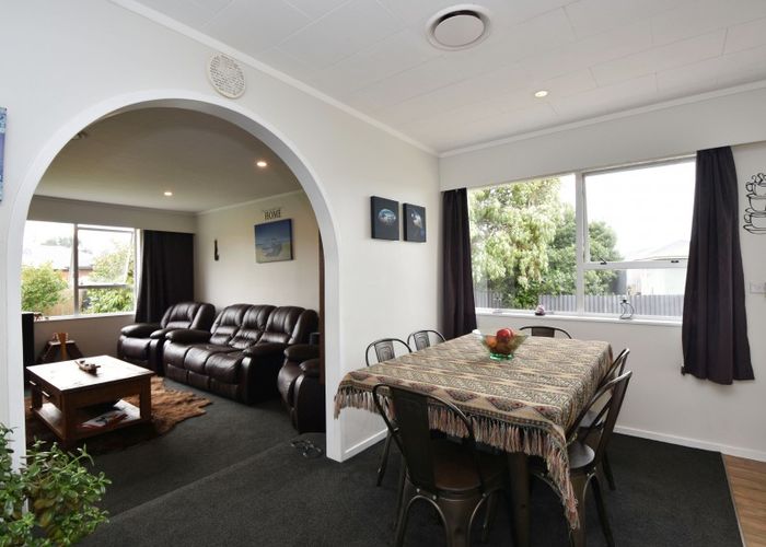  at 42 Willis Street, Grasmere, Invercargill