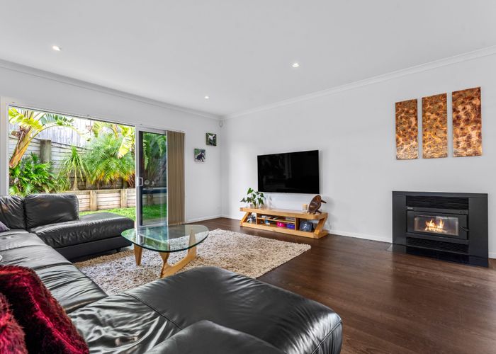  at 10A Mackay Drive, Greenhithe, Auckland