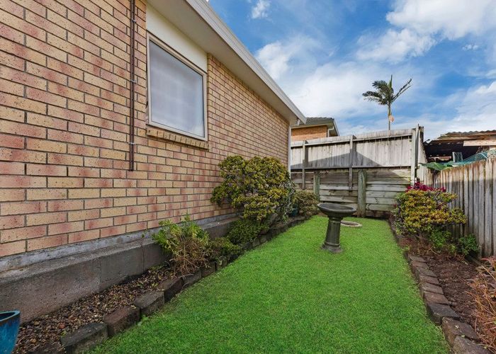  at 11/169 Sturges Road, Henderson, Waitakere City, Auckland