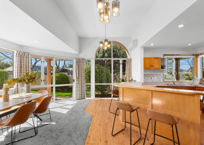  at 158 Hawthornden Road, Avonhead, Christchurch City, Canterbury