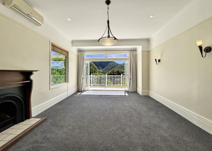  at 212 Cockayne Road, Ngaio, Wellington, Wellington