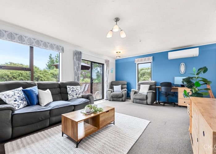  at 180 Holborn Drive, Stokes Valley, Lower Hutt, Wellington