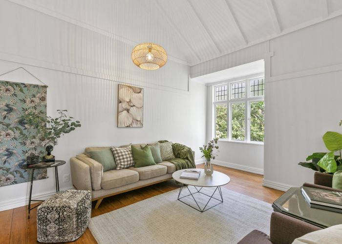  at 10 John Street, Mount Cook, Wellington