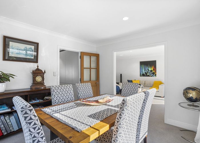  at 106 Uxbridge Road, Mellons Bay, Auckland