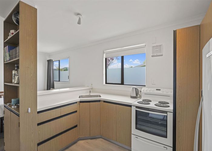  at 1/129 Clarence Street, Riccarton, Christchurch