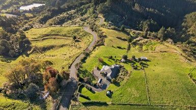  at 415 Rocky Cutting Road, Waitao