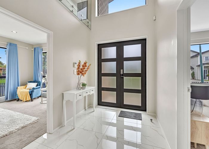  at 1 Shelby Lane, Flat Bush, Auckland