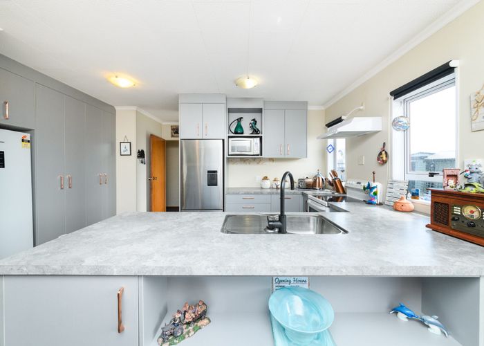  at 6 Oban Place, Awapuni, Palmerston North