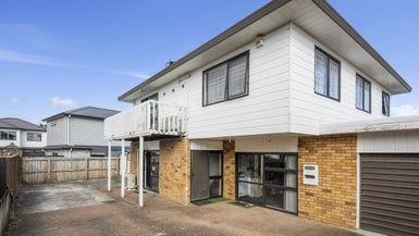  at 2/10 Regent Street, Papatoetoe, Auckland