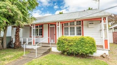  at 3 Alexander Street, Whanganui, Whanganui
