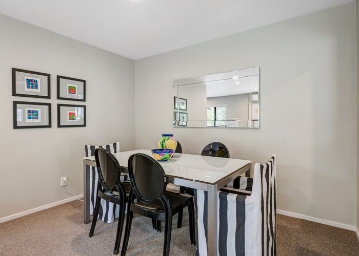  at 19 Calypso Way, Unsworth Heights, North Shore City, Auckland