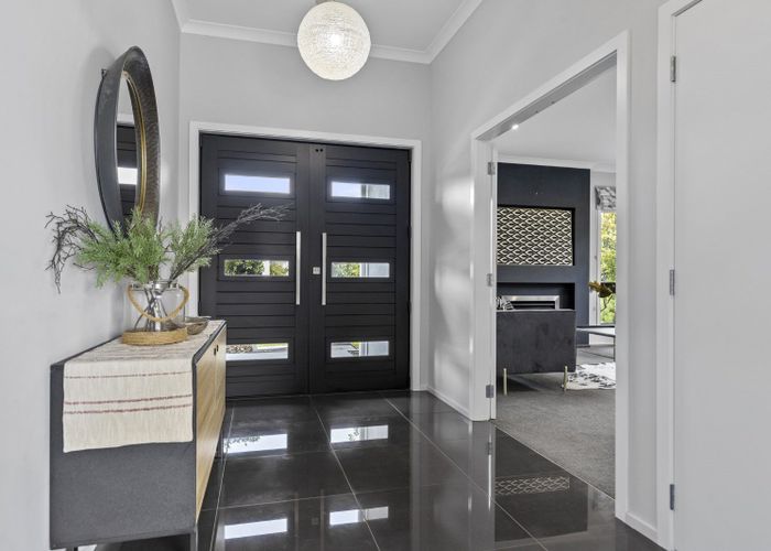  at 21 Mataroa Crescent, Flagstaff, Hamilton