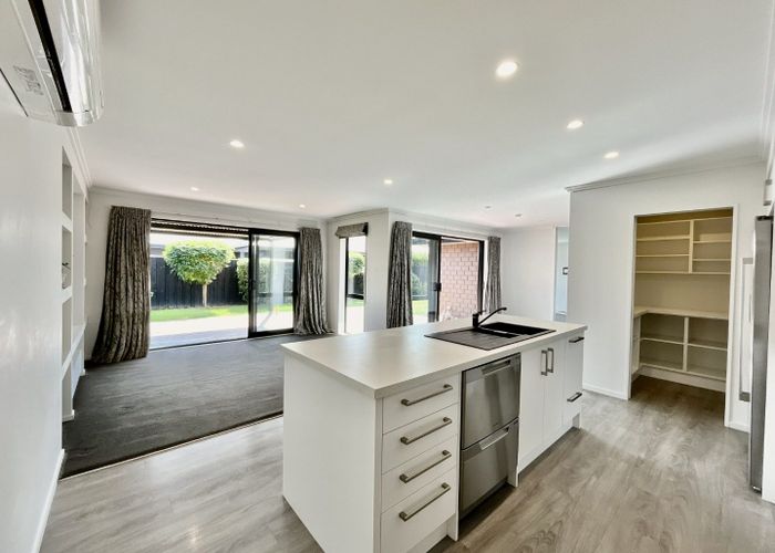 at 54 Grayshott Avenue, Casebrook, Christchurch City, Canterbury