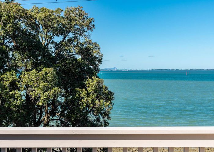  at 136 Beach Road, Onerahi, Whangarei