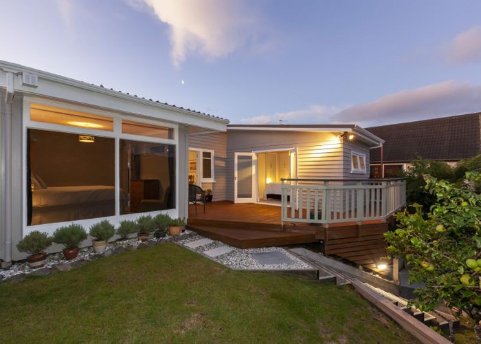  at 30 Dale Road, Raumati South, Paraparaumu