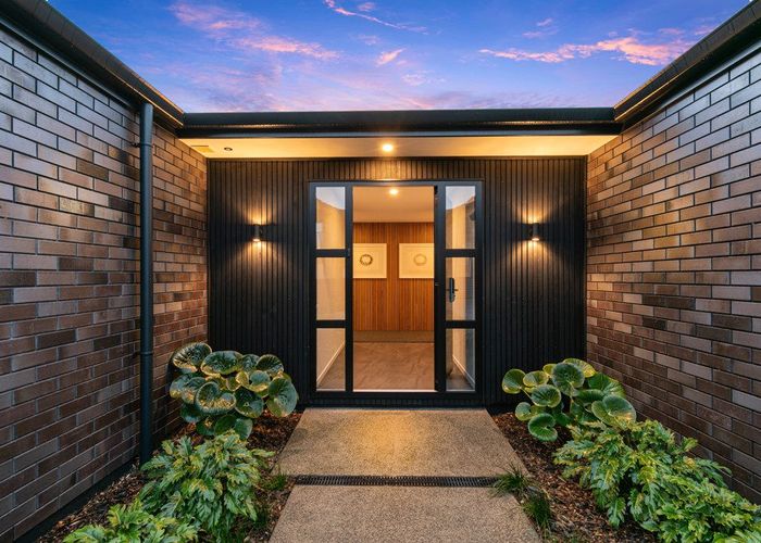  at 4A Roland Road, Greenhithe, Auckland