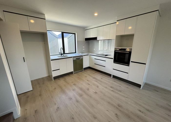  at 4/25 Taikata Road, Te Atatu Peninsula, Waitakere City, Auckland