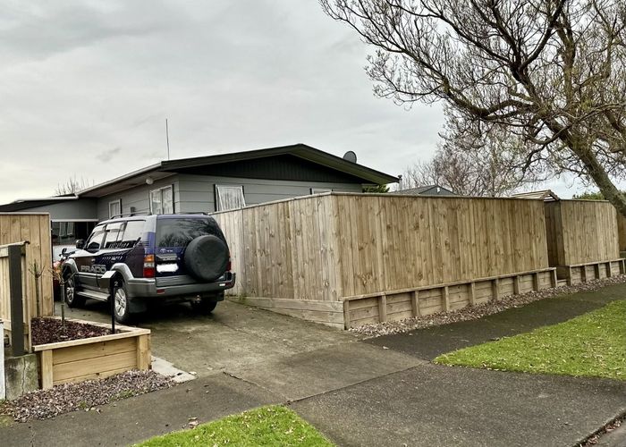  at 2 Bryce Place, Kelvin Grove, Palmerston North, Manawatu / Whanganui