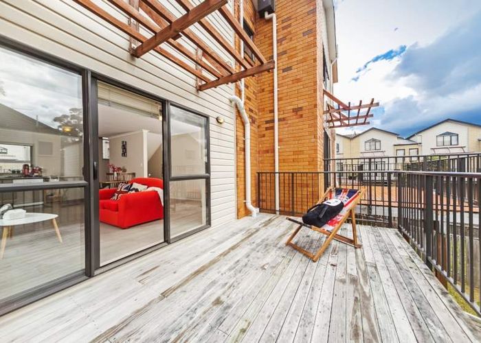  at 172 Mcleod Road, Te Atatu South, Waitakere City, Auckland