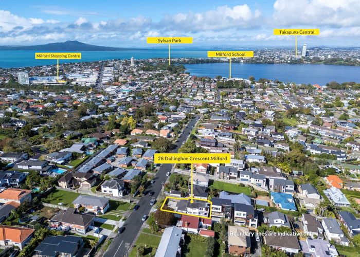  at 28 Dallinghoe Crescent, Milford, North Shore City, Auckland