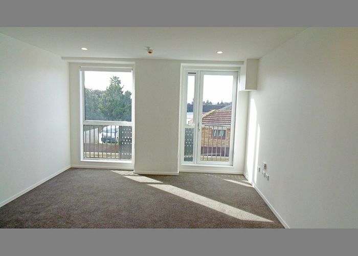  at 304/19 Charles St, Papatoetoe, Manukau City, Auckland