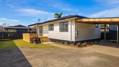 at 1/4 Colin Street, Māngere, Auckland