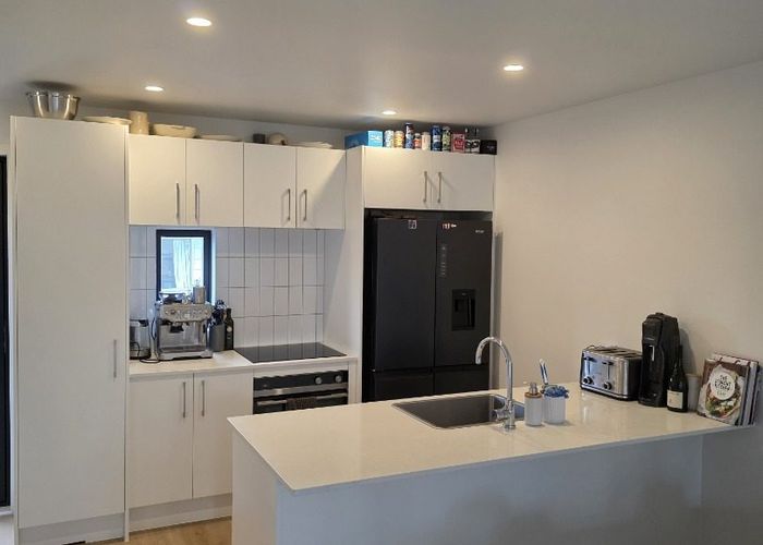  at 9/43 Yeovil Road, Te Atatu Peninsula, Waitakere City, Auckland