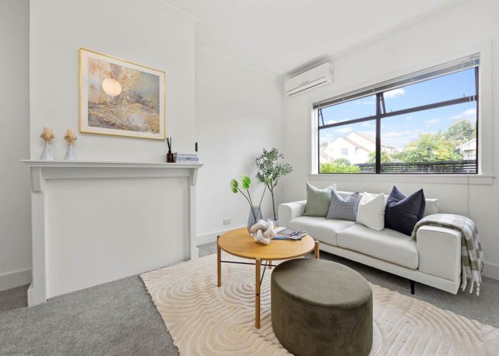  at 4B Momona Road, Greenlane, Auckland City, Auckland