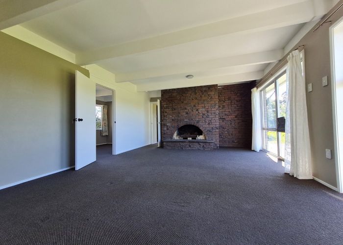  at 1005 Dairy Flat Highway, Albany
