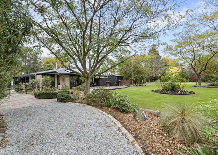  at 300 Hasketts Road, Yaldhurst, Christchurch