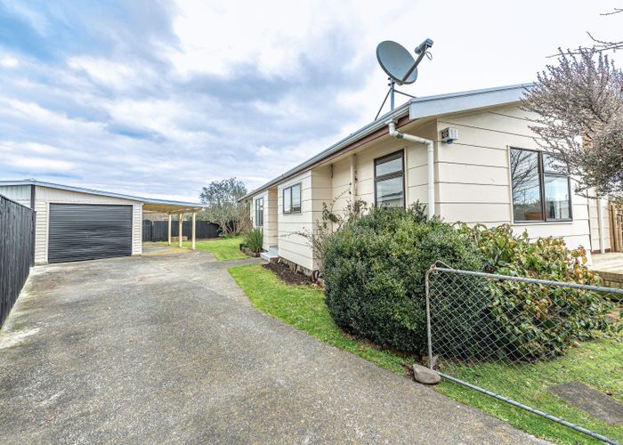  at 42 Wembley Place, Whanganui East, Whanganui