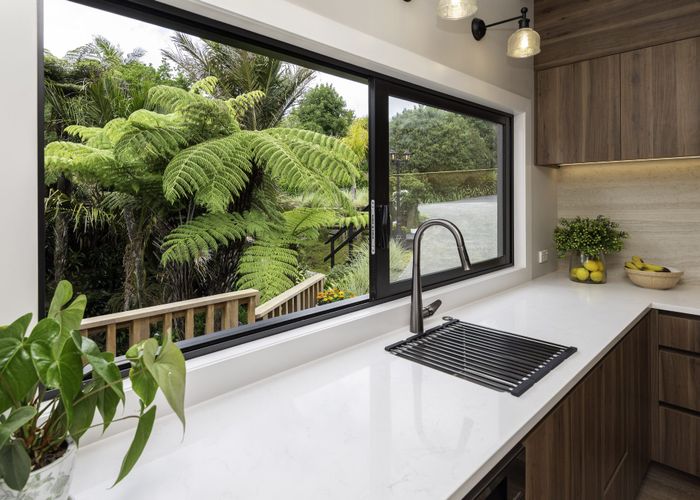  at 81 Evelyn Road, Cockle Bay, Auckland