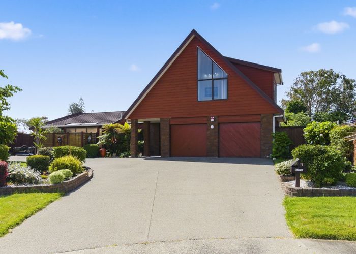  at 11 Oakwood Grove, Paraparaumu Beach, Kapiti Coast, Wellington